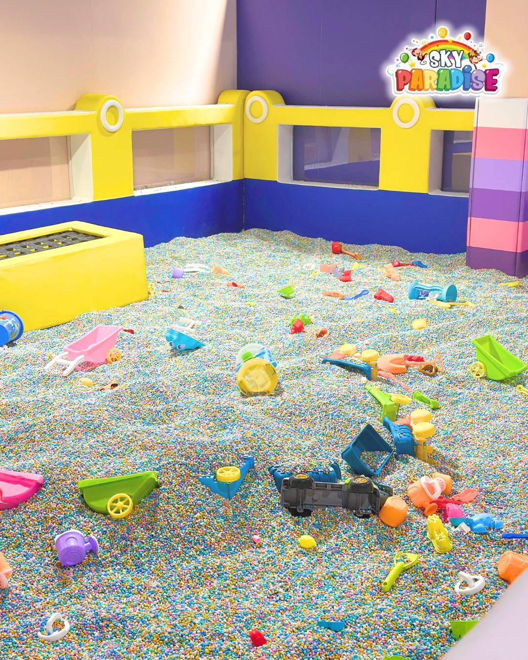 Sky Paradise Sand Play